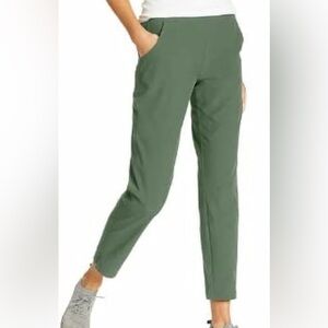 Women’s Eddie Bauer Traveler Olive Green  Ankle Pants